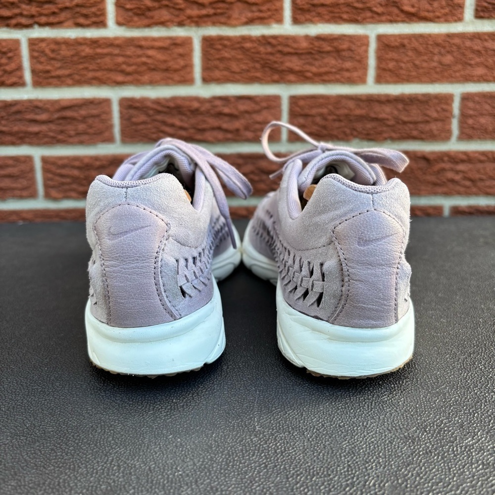 NIKE Women’s Mayfly Woven Sneaker, Plum Fog, Size 9 - Picture 5 of 12